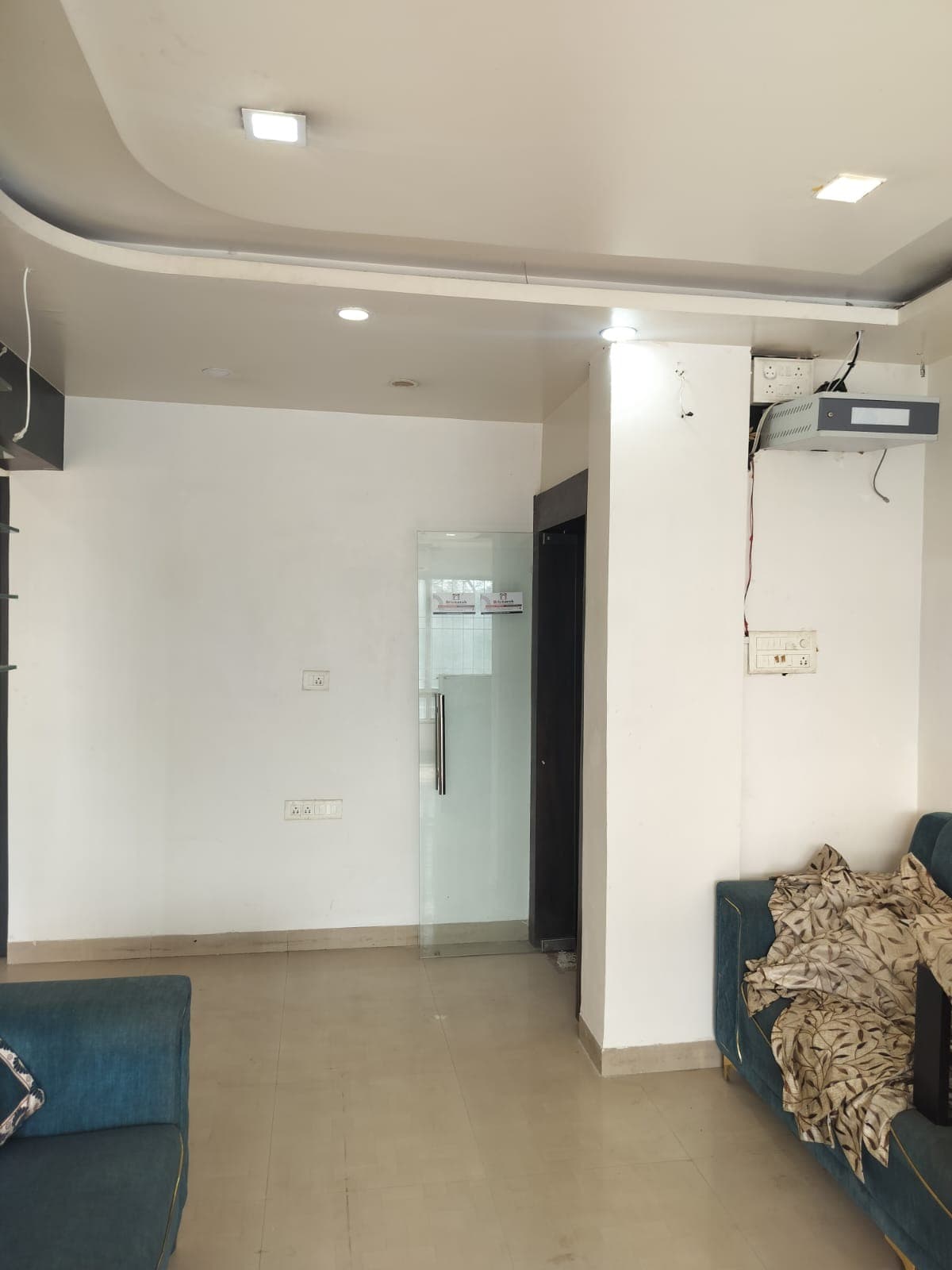 Main Road Facing Commercial Office Space for Rent – Prime Location in Pashan Sus Road, Pune