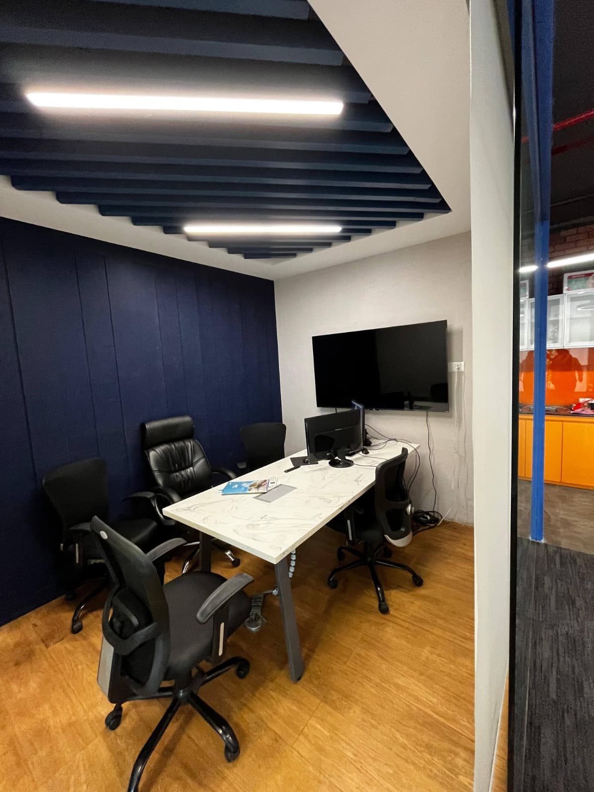 Commercial Space for Lease in Baner, Pune Semi-Furnished Ideal for Office or Studio