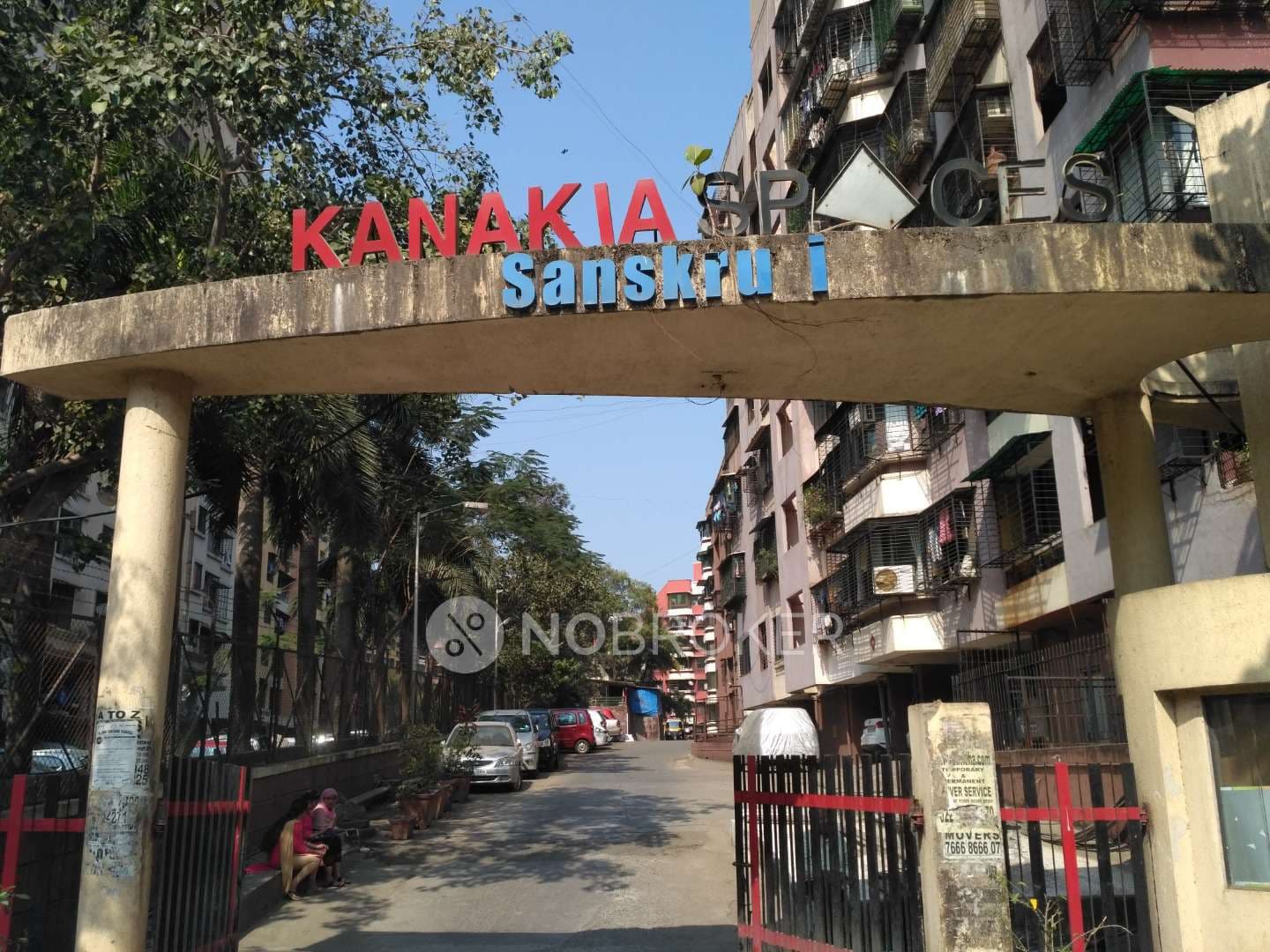 1 BHK Multistorey Apartment FOR Sale Thakur Complex in Mumbai