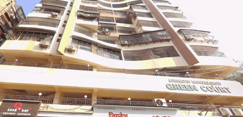 2 BHK 990 Sq ft Multistorey Apartment FOR Sale In Juhu Mumbai