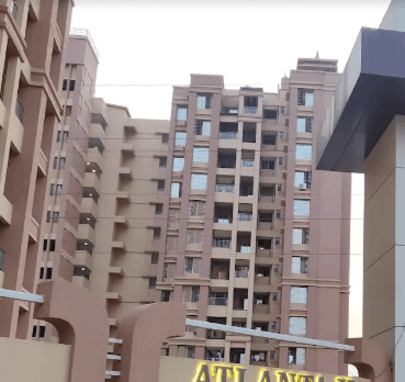 Premium 4 BHK Resale Flat in Wakad