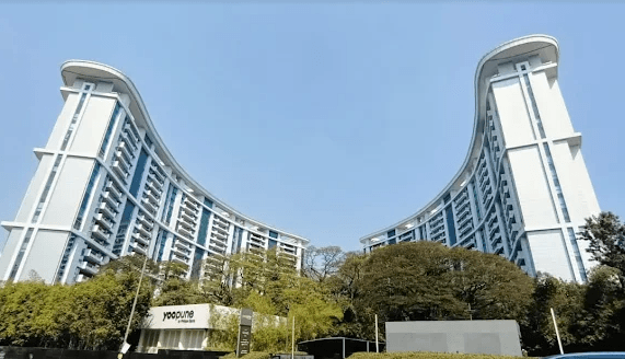 Ultra-Luxury 4 BHK Apartment for Rent in Yoo Pune, Magarpatta City, Pune