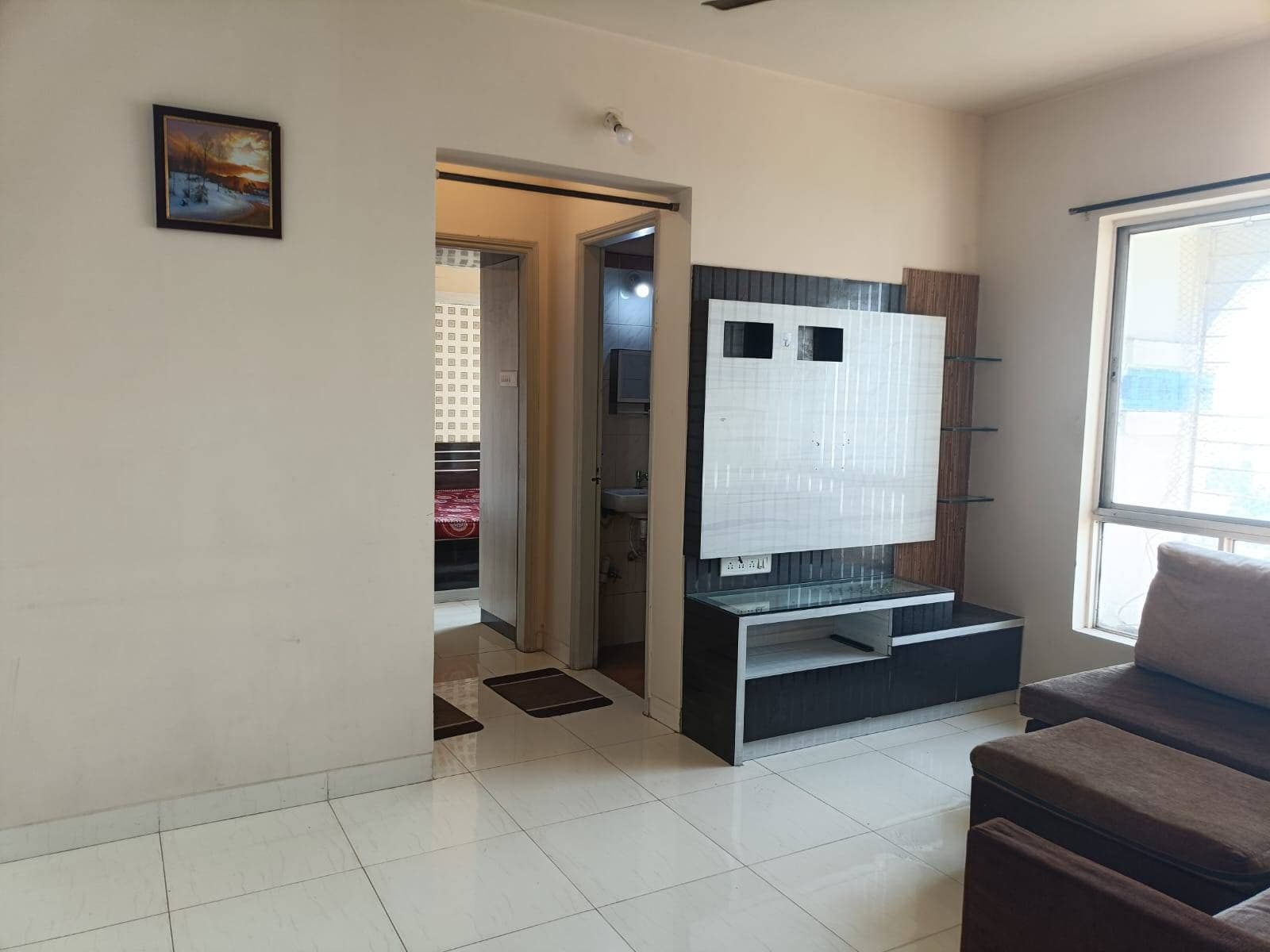 Ready-to-Move 1 BHK Apartment for Rent in Konark Campus Society, Viman Nagar