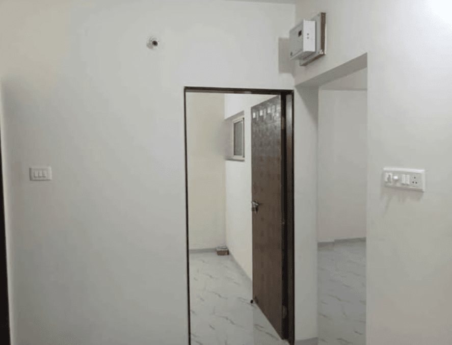 Semi-Furnished 2 BHK Flat for Rent in Sainath Colony, Old Sangvi, Pune