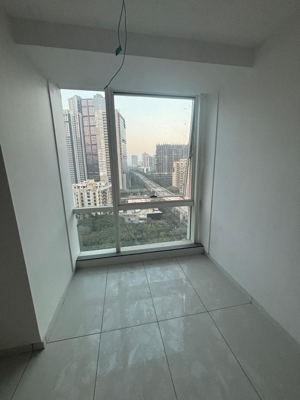 Commercial Office Space for Rent in Marathon Millennium, LBS Marg, Mulund