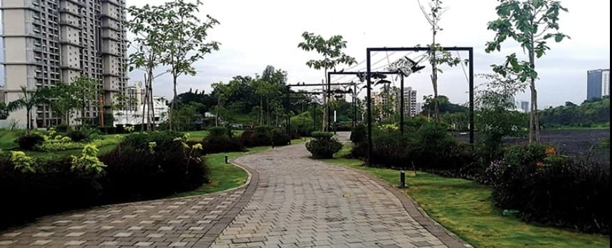 Semi-Furnished 4 BHK Apartment for Rent in Kanakia Silicon Valley, Powai