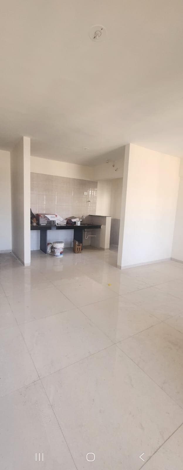 2 BHK Unfurnished Flat for Rent in Kohinoor Falcon, Sus Near Shell Petrol Pump