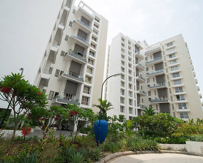 Unfurnished 2 BHK in Marvel Azure with Great Location Advantage