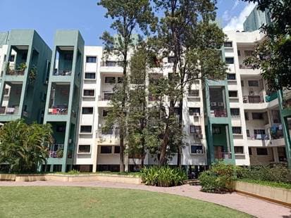 Value Buy: Unfurnished 2 BHK in Grevillea, Inside Magarpatta City